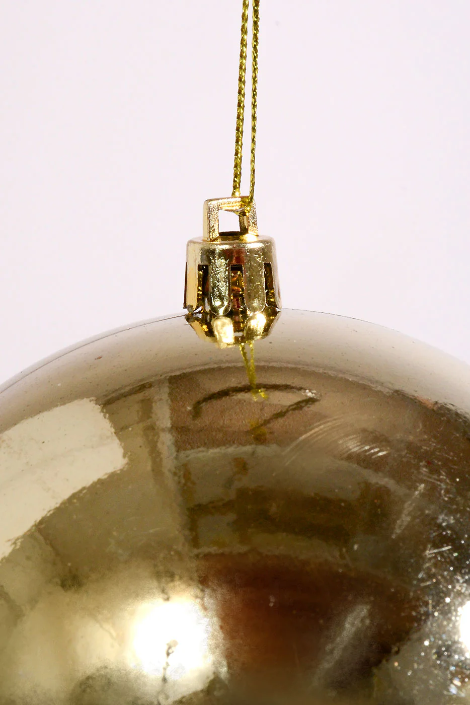 100MM Plastic Ball Shiny Ornament Pale Gold Box/6 - Image 2