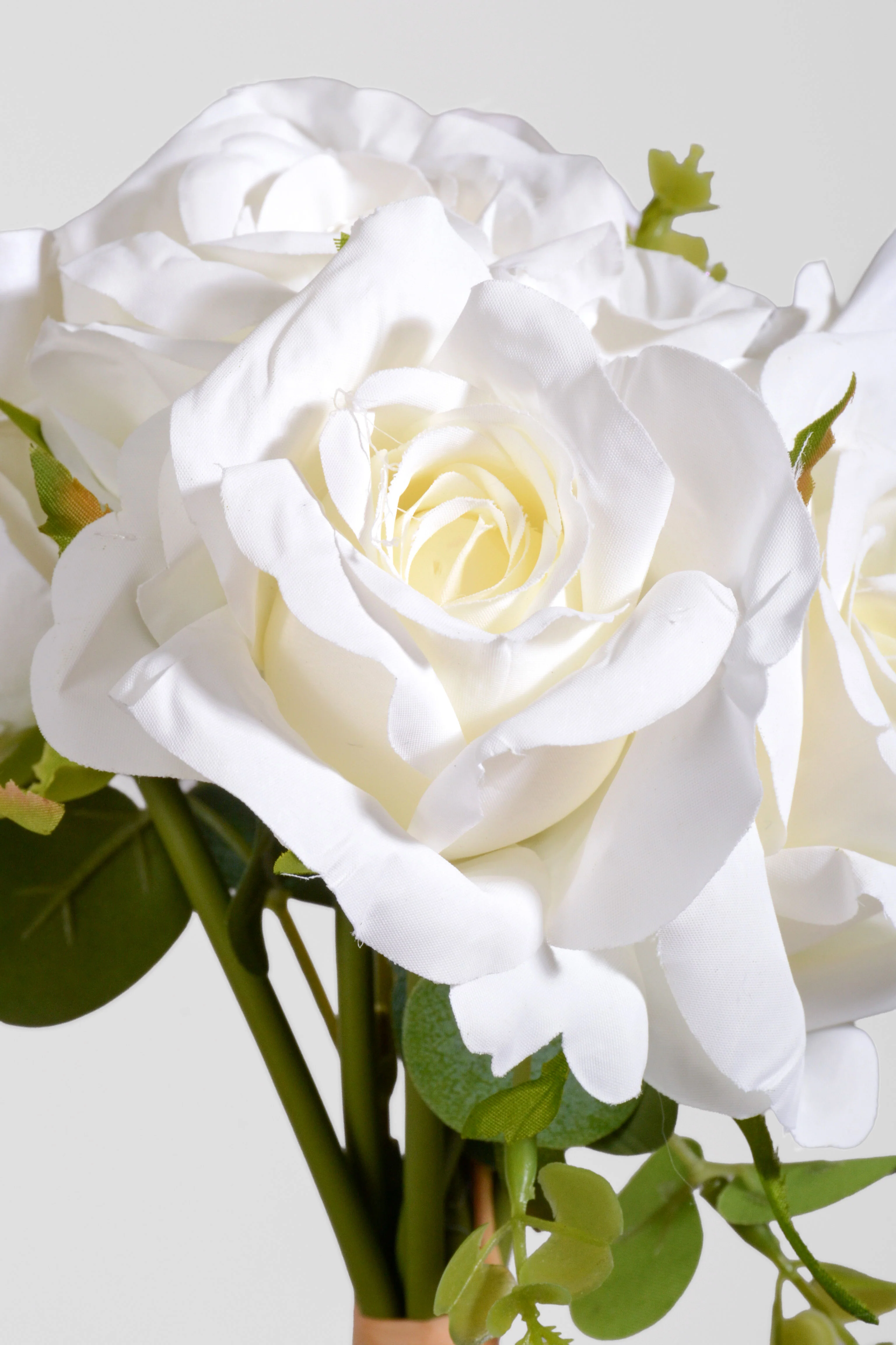 12'' Silk Rose Bouquet White - Image 2