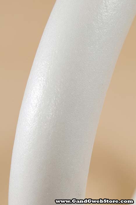 12" White Round Wreath - Image 2