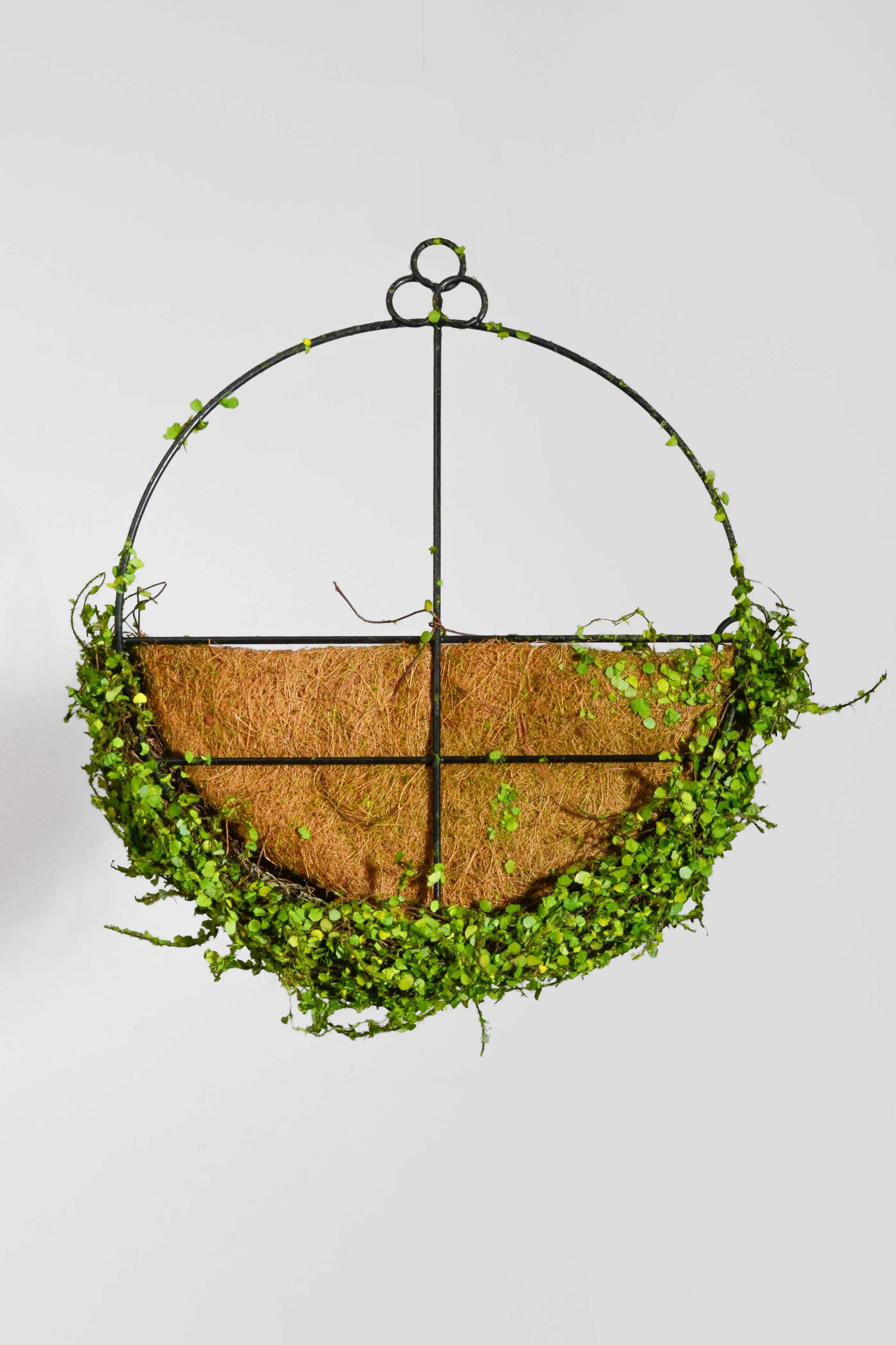 13" Metal Wall Basket W/Leaves Green - Image 3