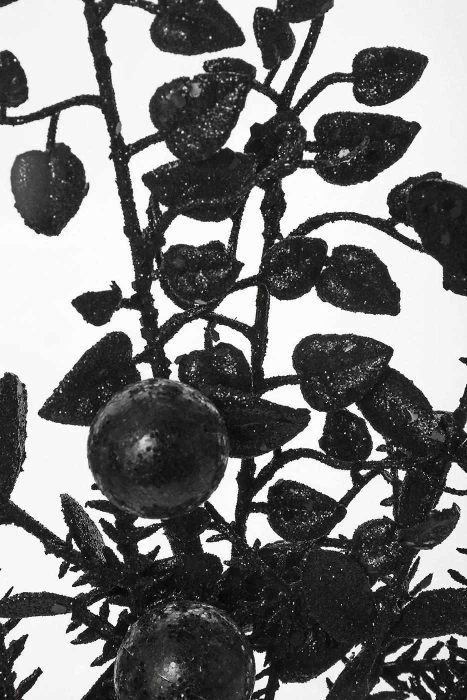 18" Ball Berry Spray Black - Image 2