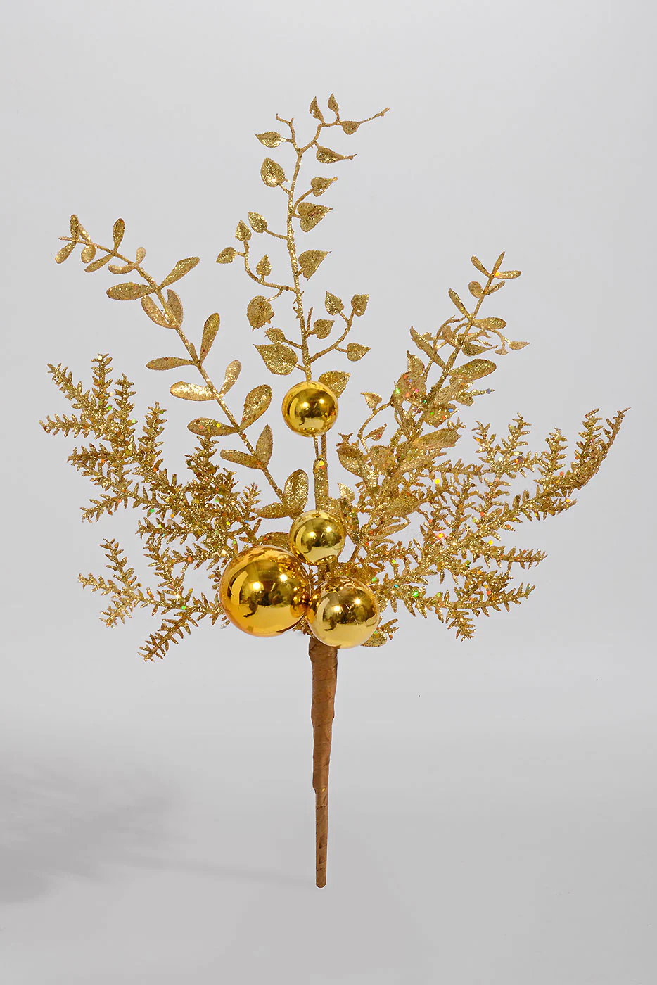 18" Ball Berry Spray Gold