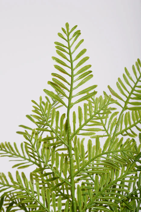 18" Real Touch Fern Bundle Green - Image 2