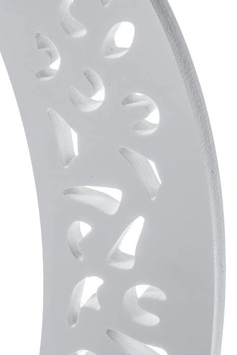 19.75" Carved Letter "d" White - Image 2