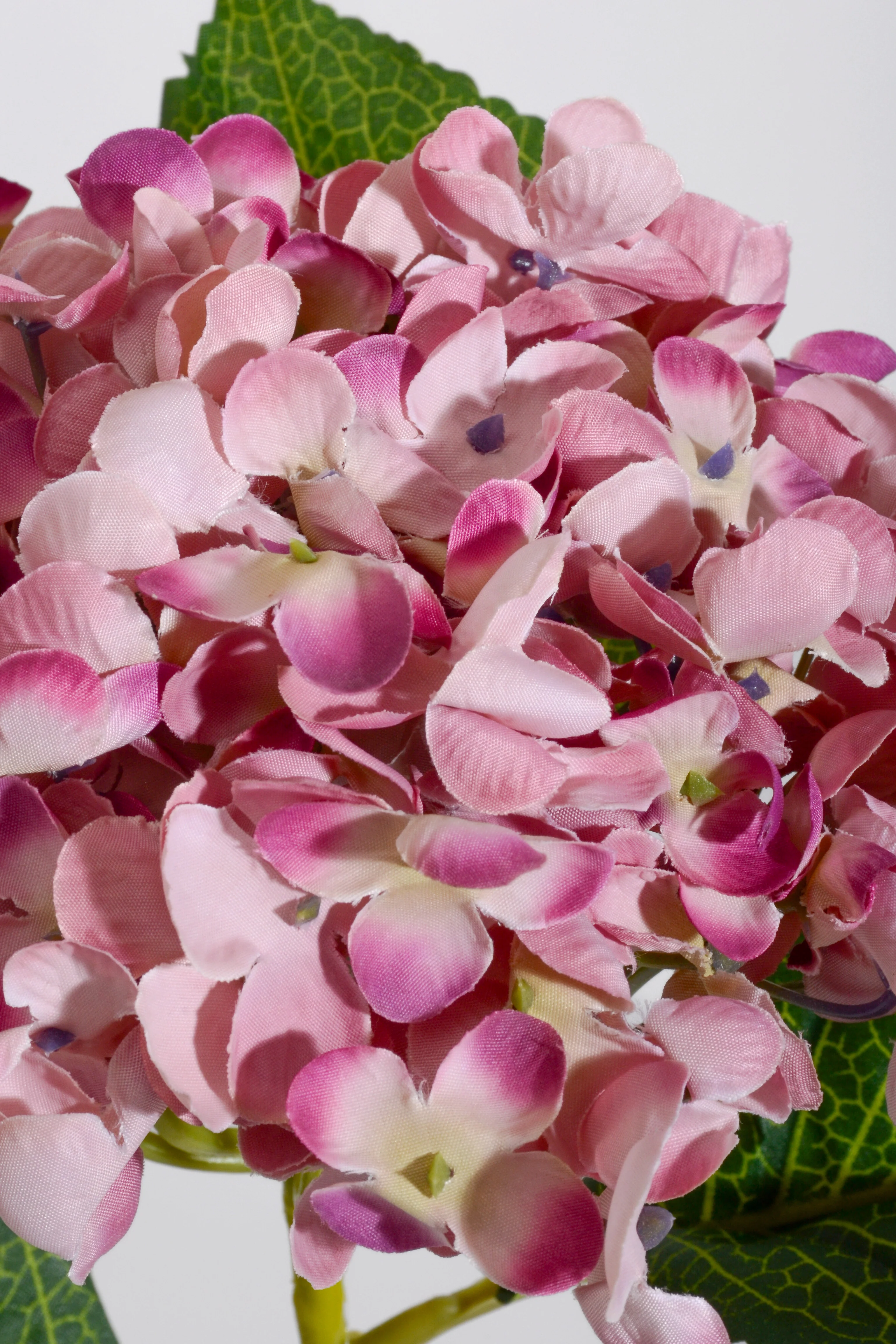 20" Silk Hydrangea Stem Mauve/Purple - Image 2
