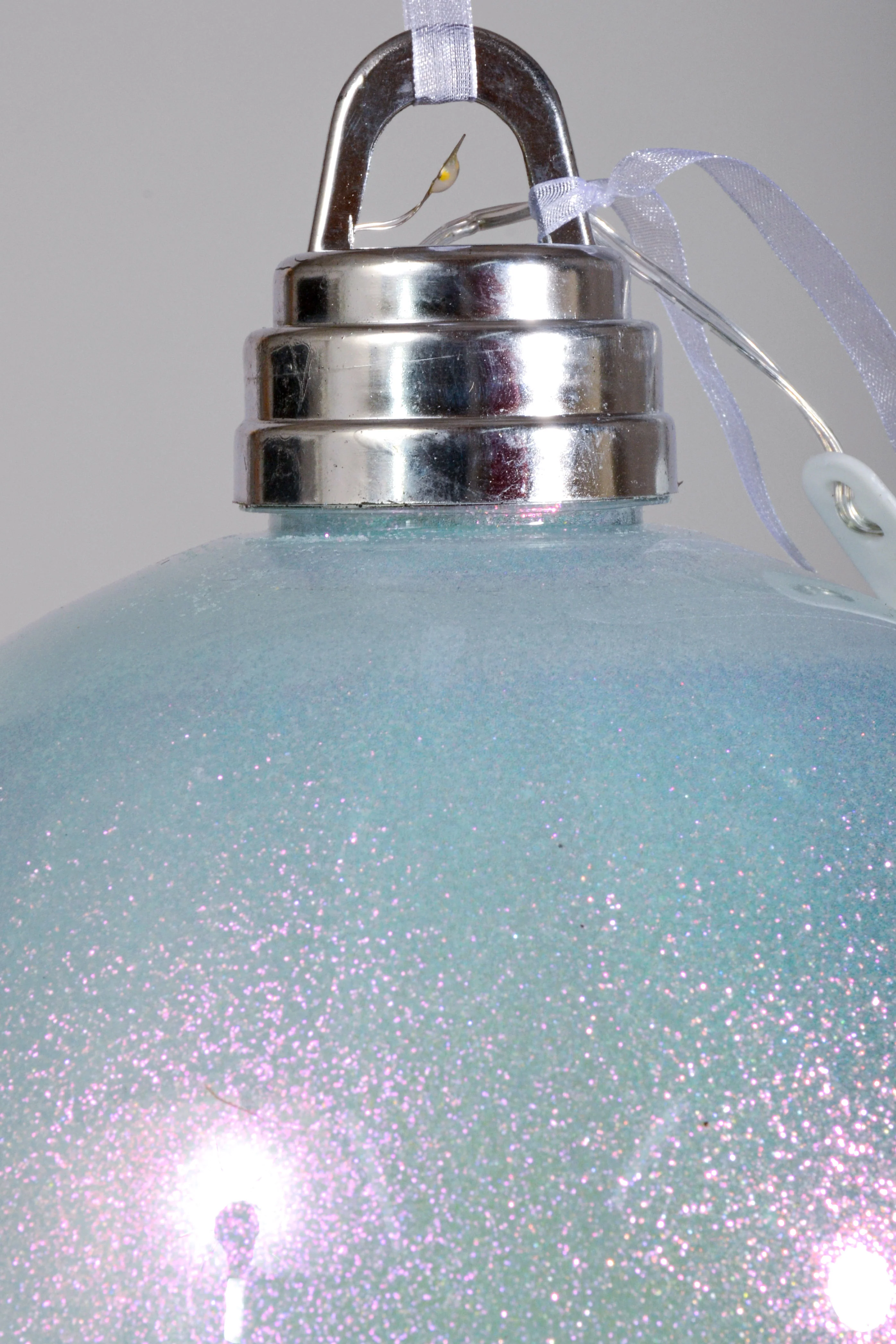 200mm Glitter Ball With Light Blue - Image 2