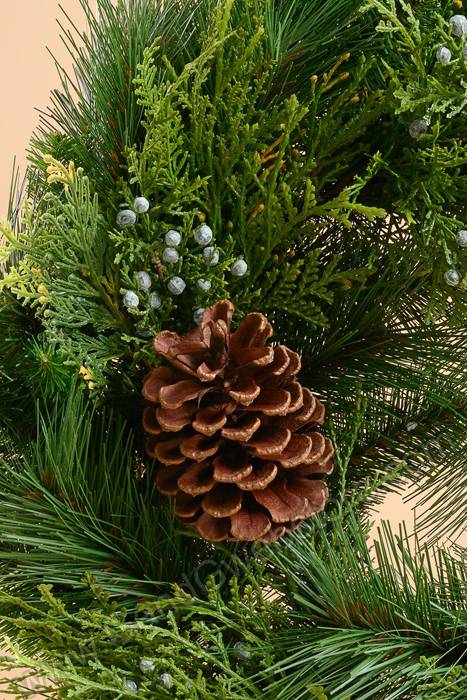 21" Pine Wreath W/berries & Cone Green/brown - Image 2