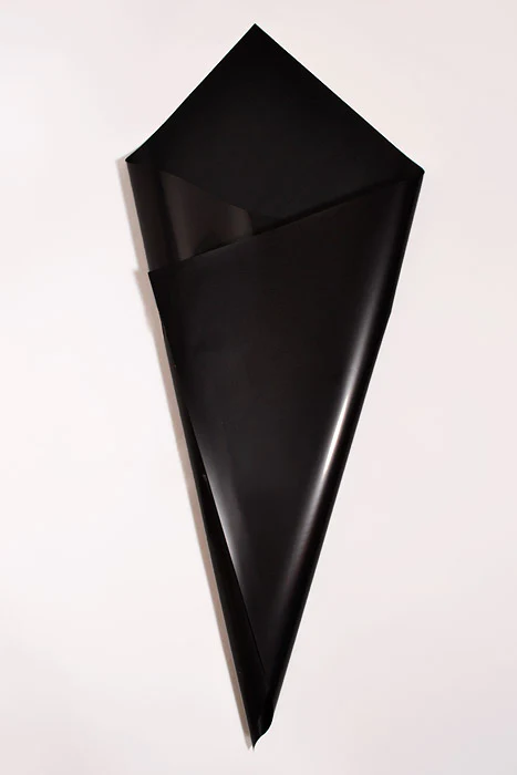 22.5" 2 Tone Waterproof Wrapping Paper Black/Black Pkg/20 - Image 2