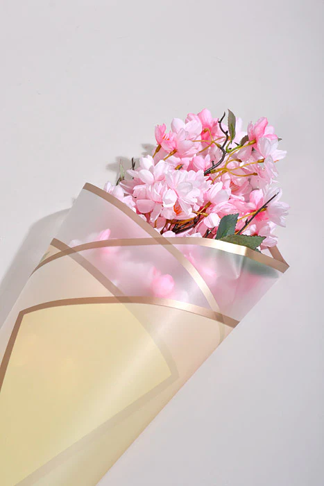 22.5" Gold Edge Flower Wrap Paper Yellow/White Pkg/20 - Image 3