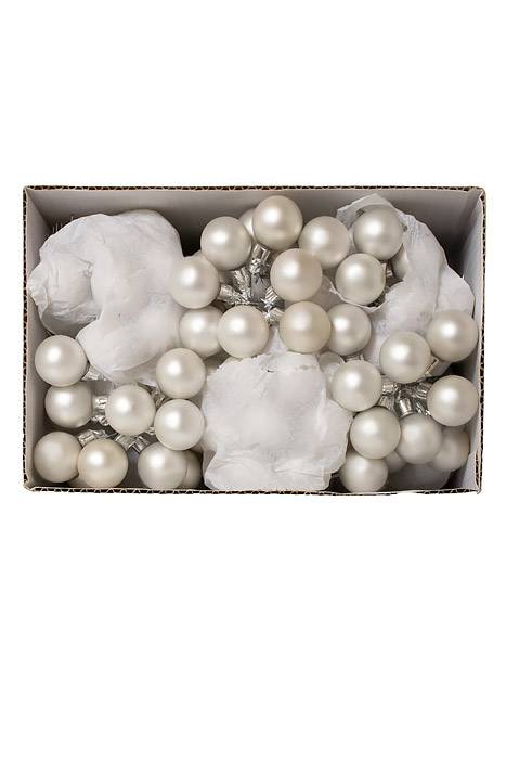25mm Matte Glass Ball Silver Pkg/144 - Image 3