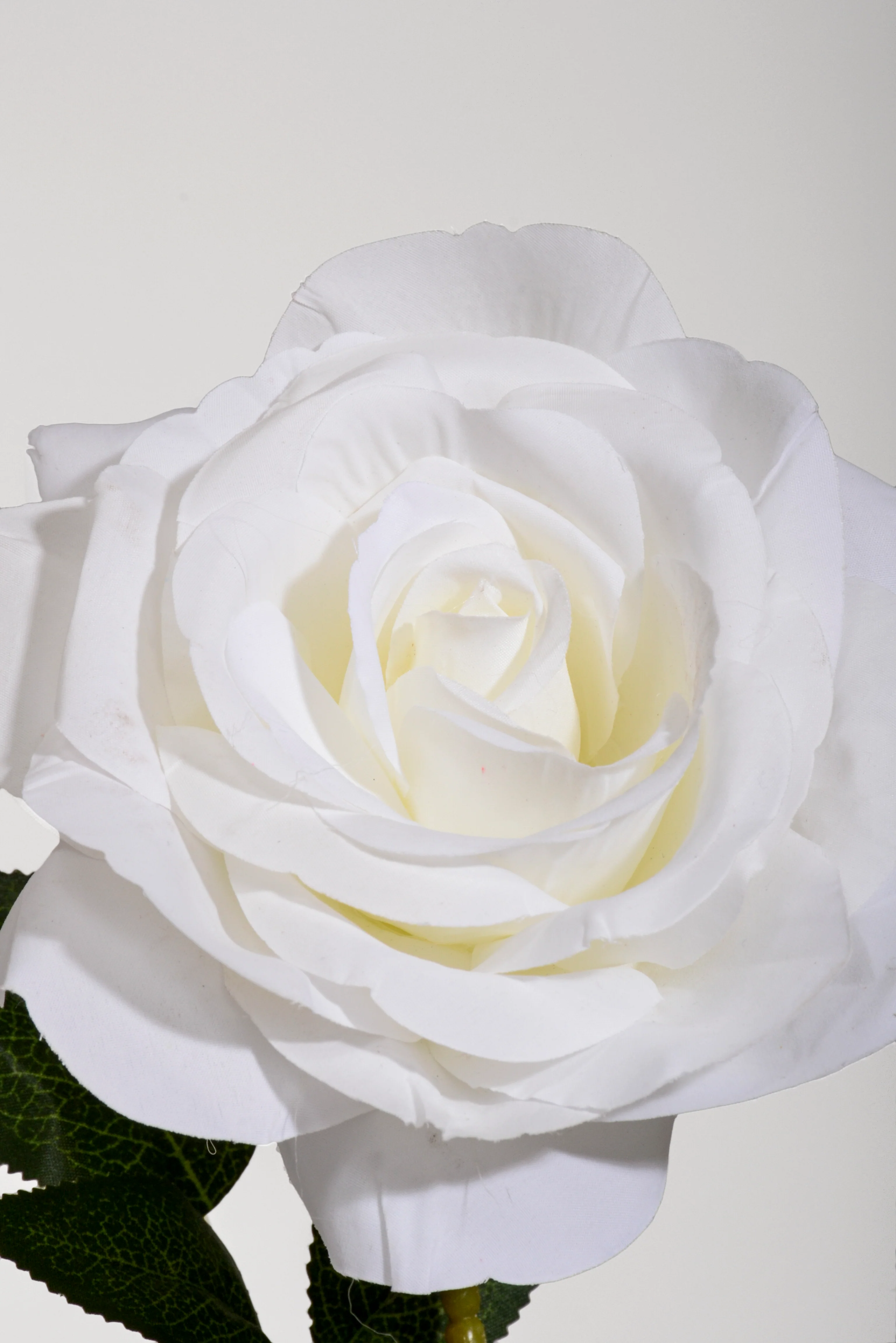 26" Silk Rose Spray White - Image 2
