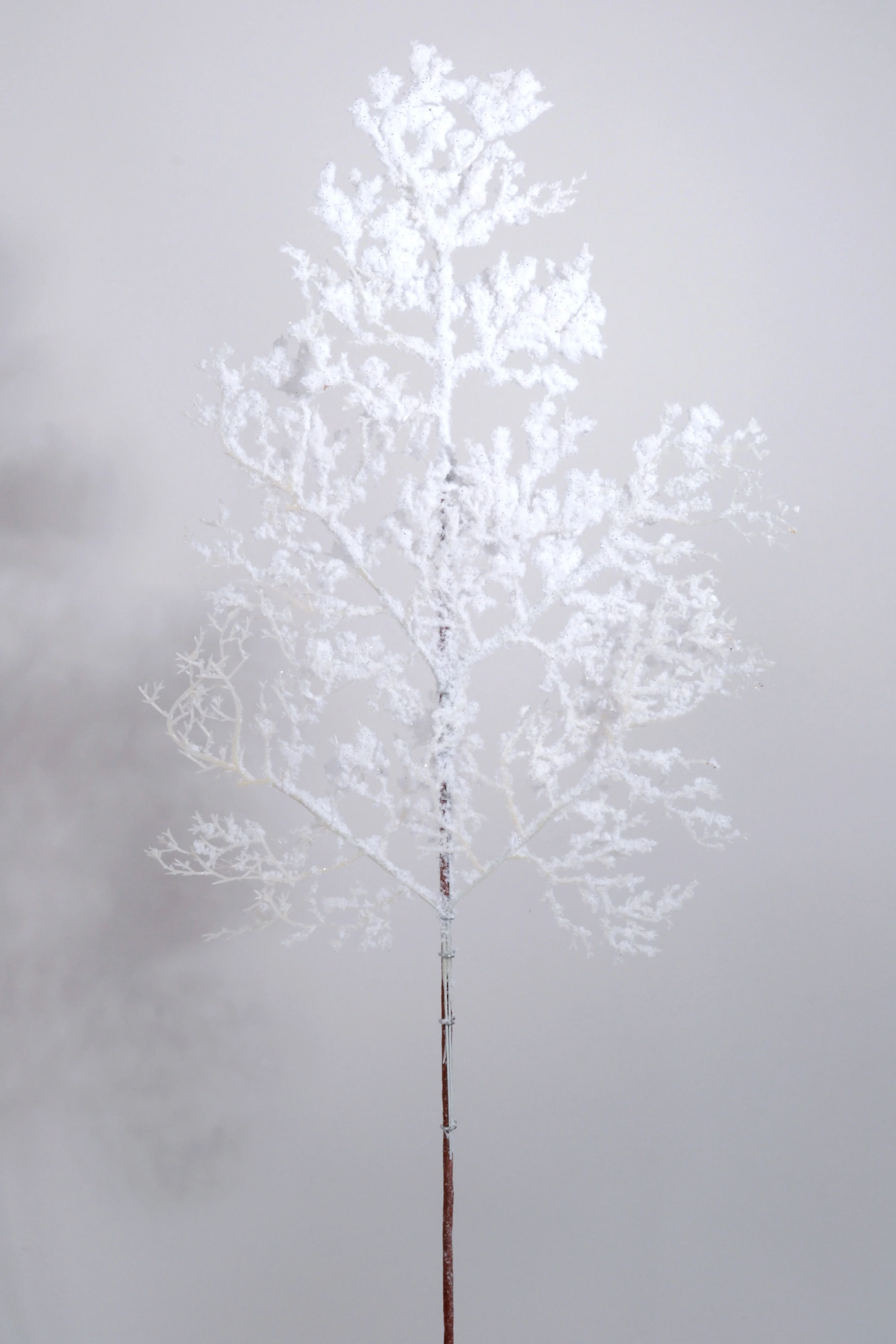 27'' Frosted Cedar Spray White