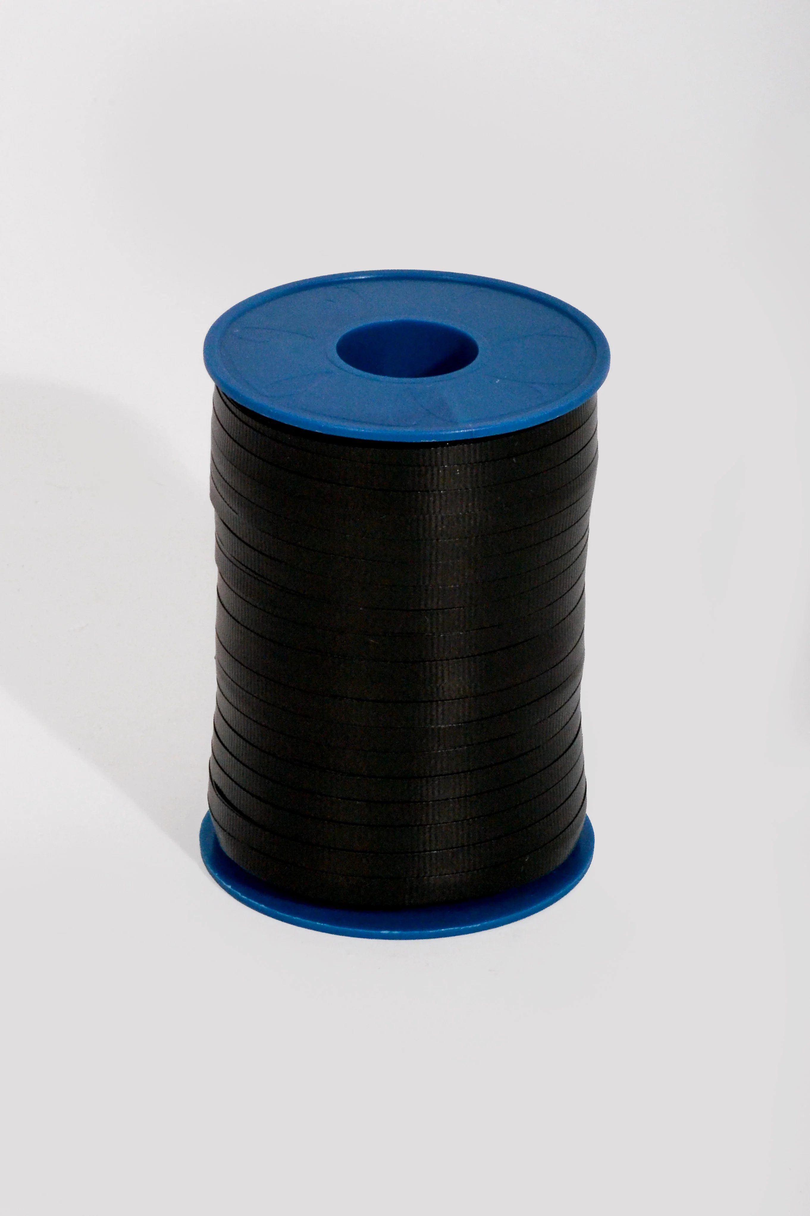 3/16" X 500Y Crimped Curling Ribbon Black