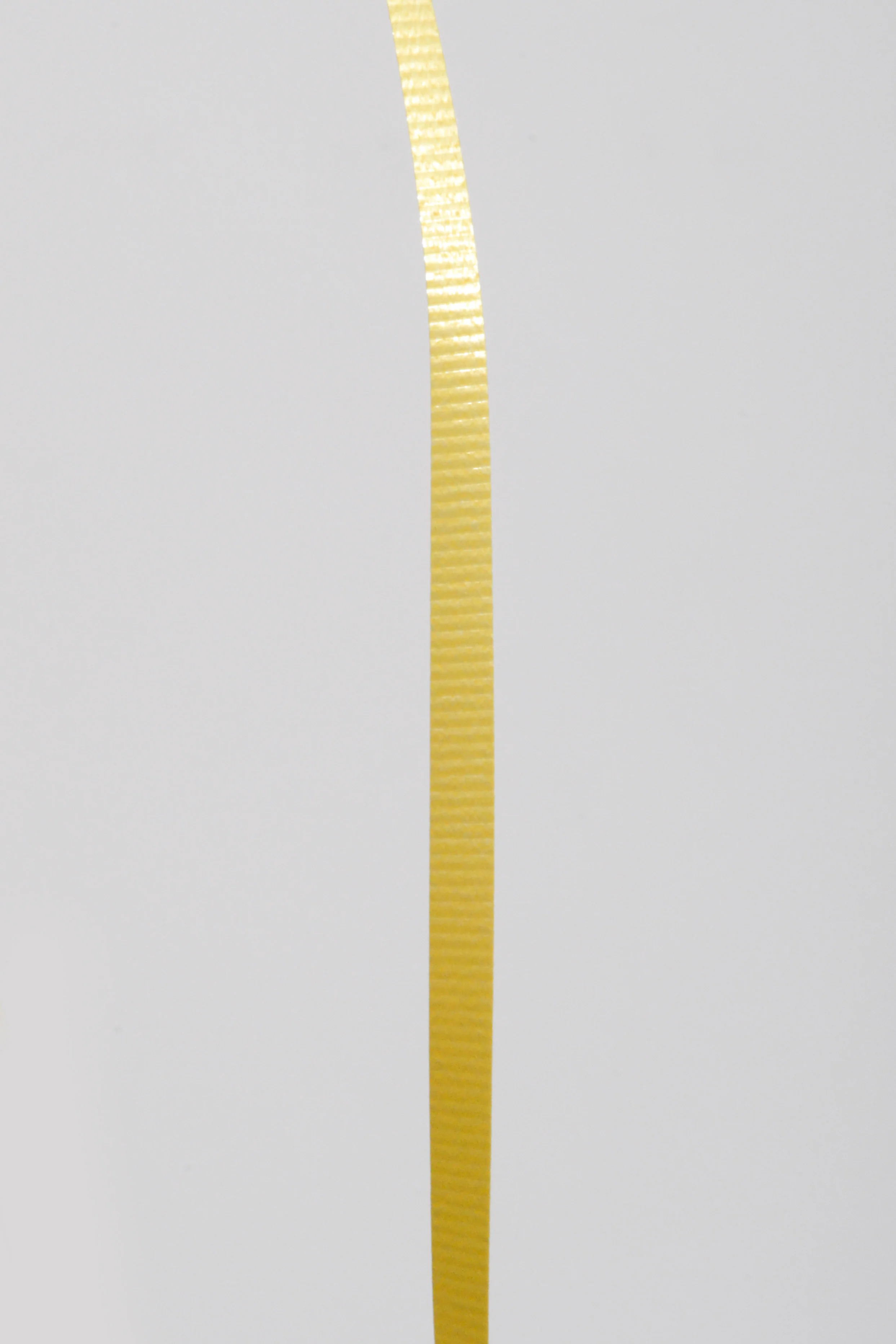 3/16" X 500Y Crimped Curling Ribbon Gold - Image 3