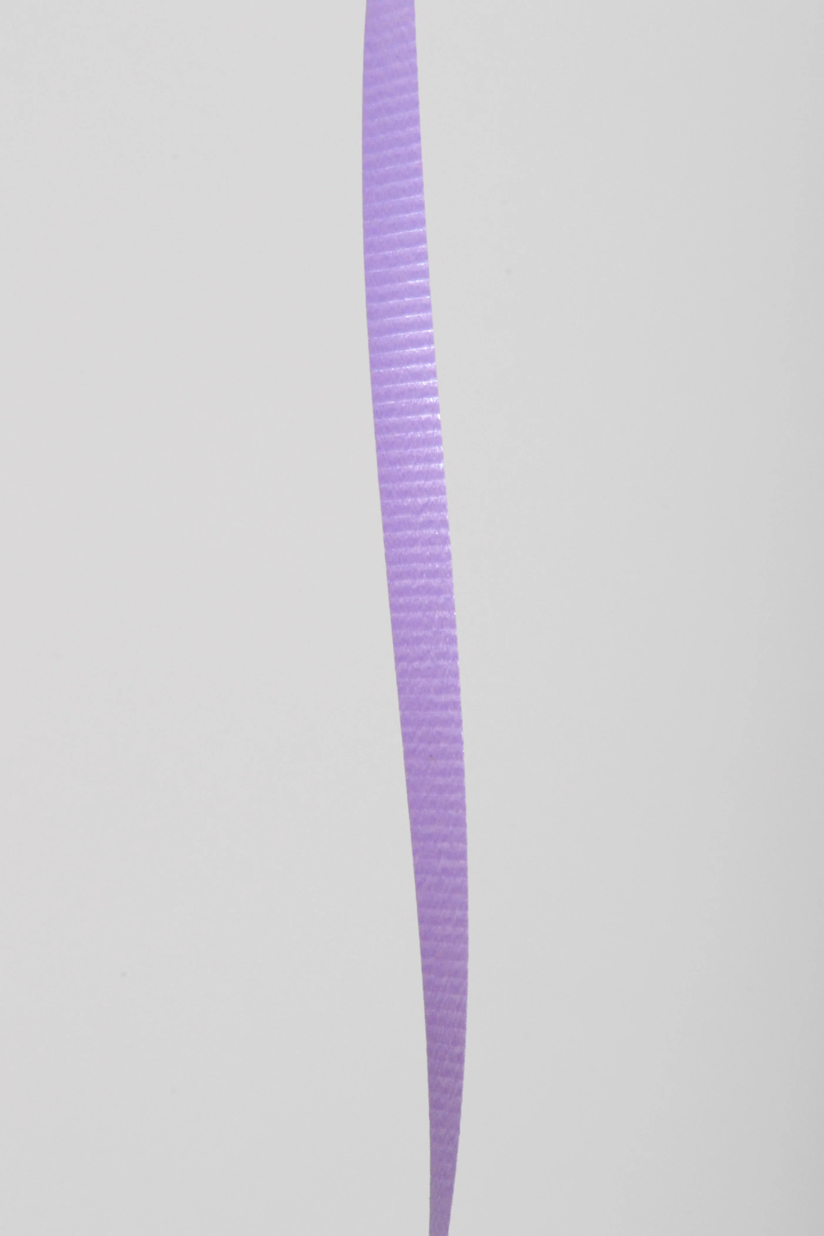 3/16" X 500Y Crimped Curling Ribbon Lavender - Image 3