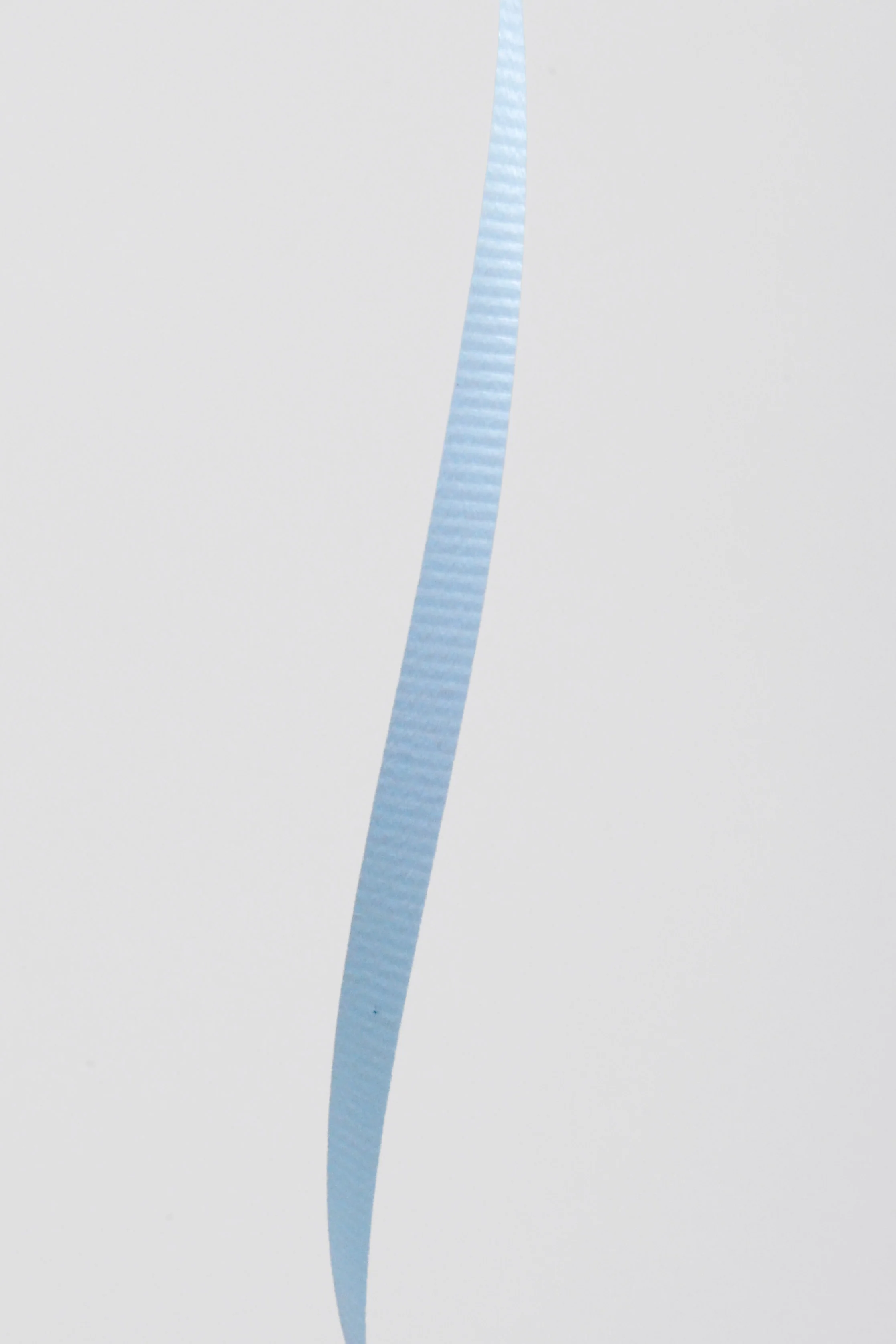 3/16" X 500Y Crimped Curling Ribbon Light Blue - Image 2