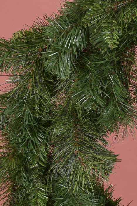 30" Belgium Pine Mix Wreath Green - Image 2