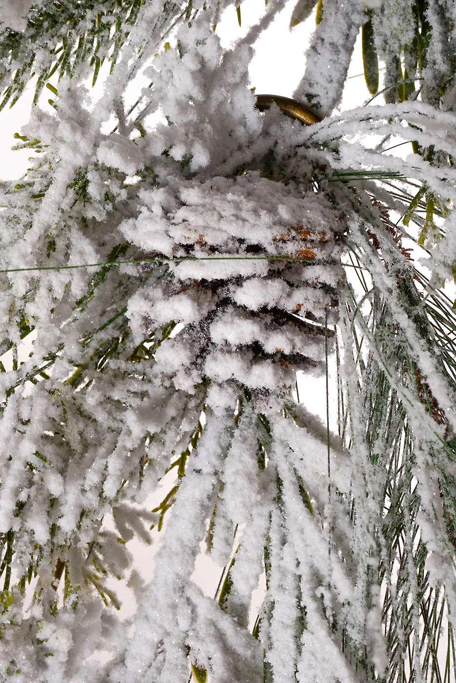 30" Snow Mixed Pine Pinecone Drop - Image 2
