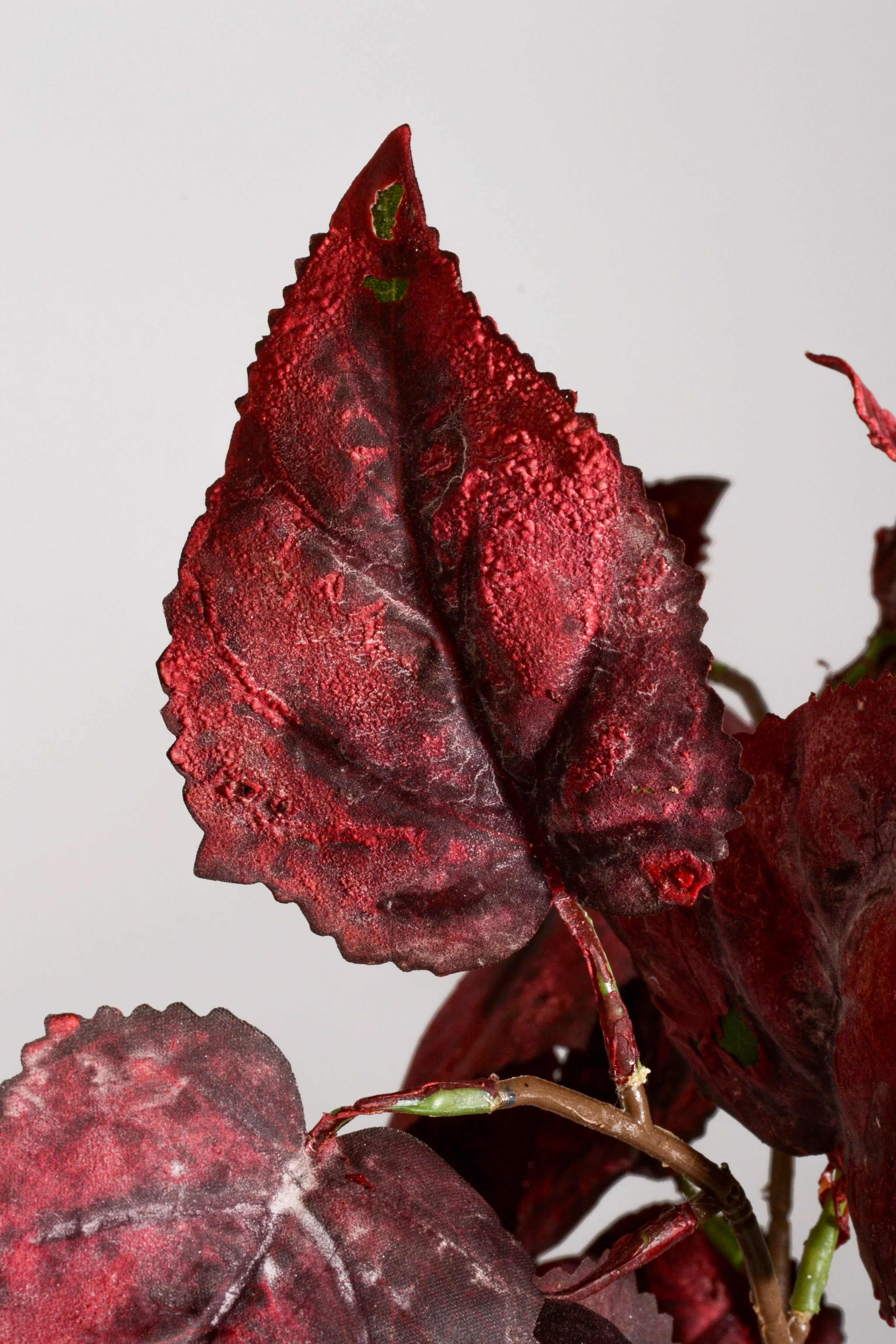 31.5" Artificial Poplar Leaf Spray Burgundy - Image 2