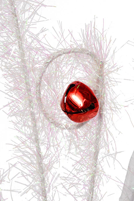 34" Fuzzy Swirl Spray Red/White - Image 2
