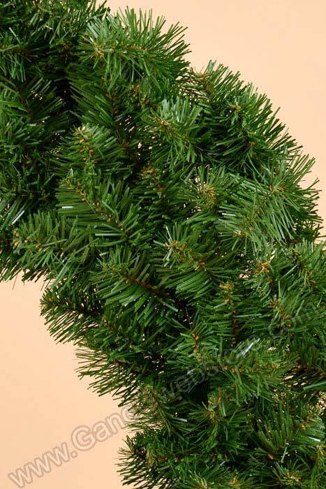 36" Deluxe Oregon Pine Wreath Green - Image 2