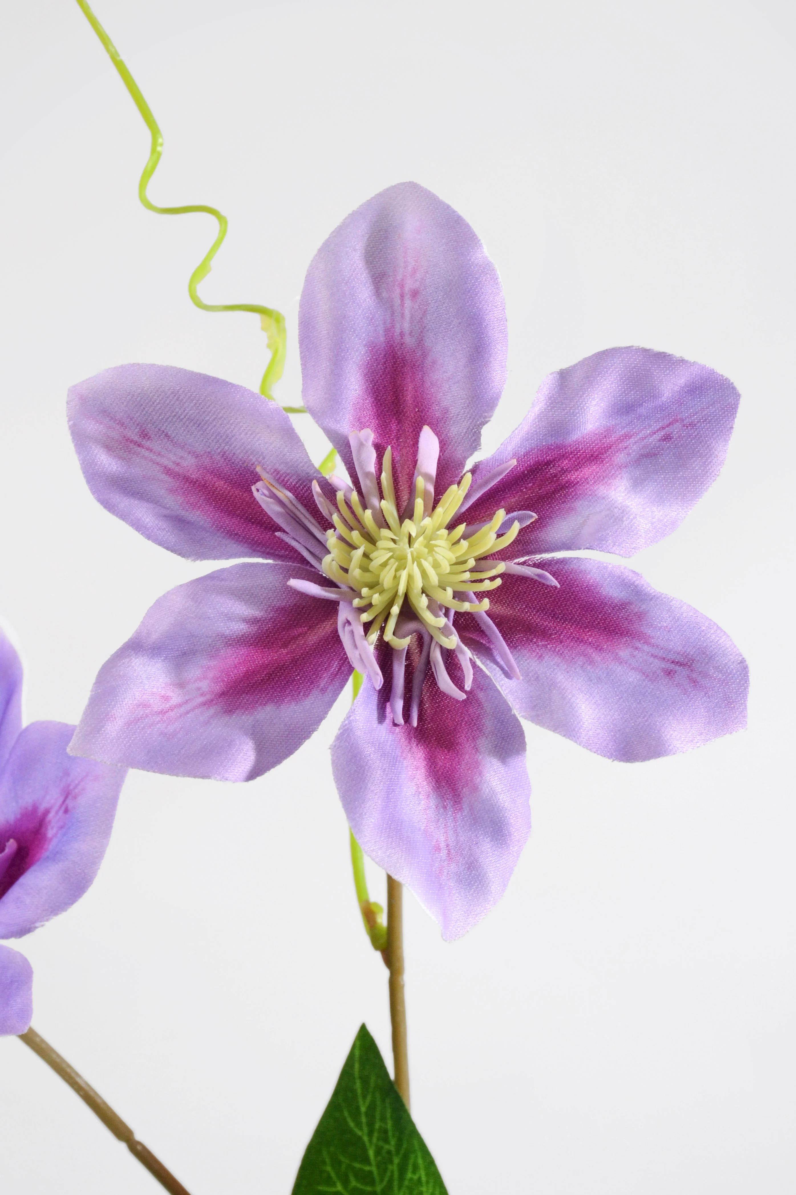39.5'' Silk Clematis Spray Purple - Image 2