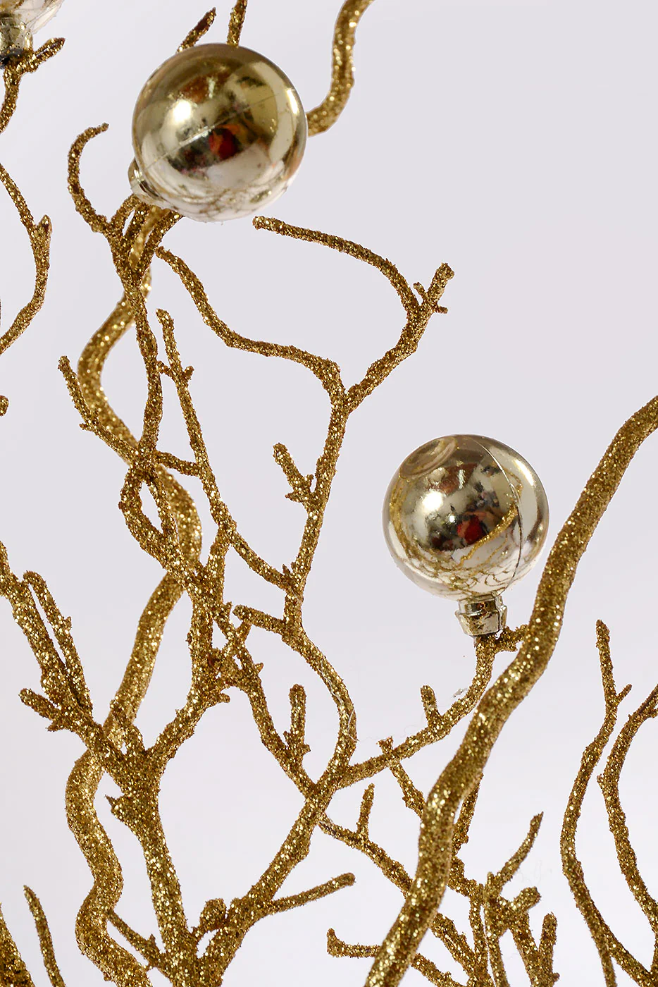 42" Ball And Glitter Twig Light/Gold Spray - Image 2