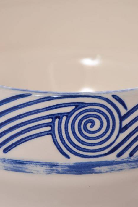 6.25" X 2.75" Wave Bowl White/blue - Image 2