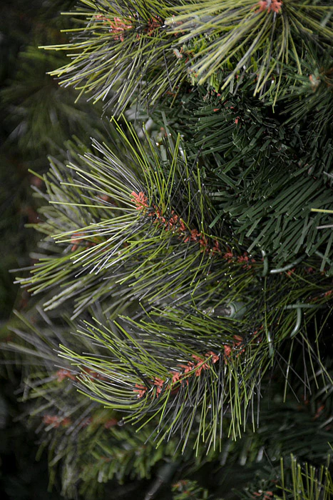 7.5Ft X 31" Lit Belgium Mix Pencil Tree With 400 Lights - Image 2