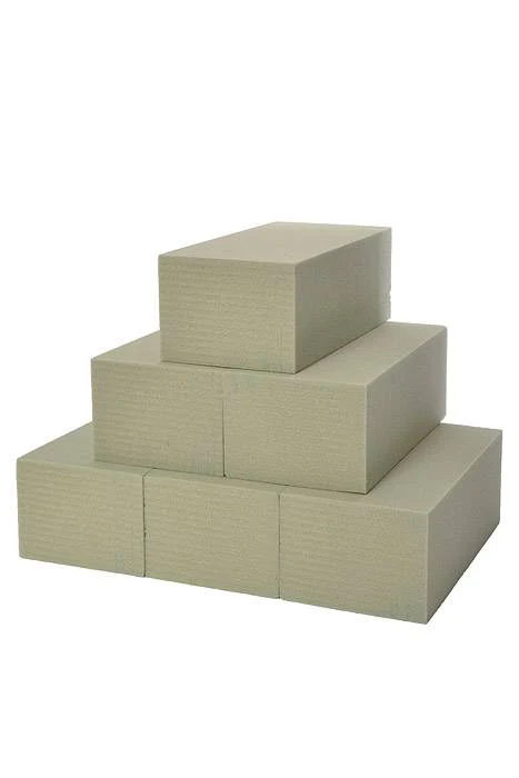 7.8" X 3.8" X 2.8" Dry Foam Block Green Pkg/20 - Image 2