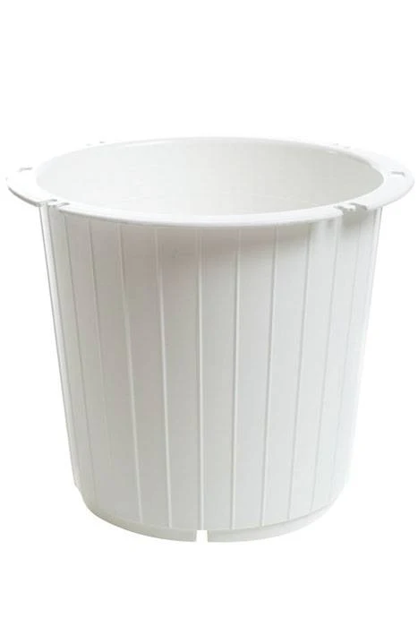 8.5" X 7.5" Plastic Funeral Basket White