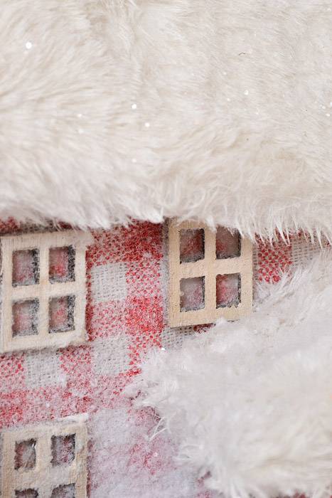 9" House Red/White - Image 2