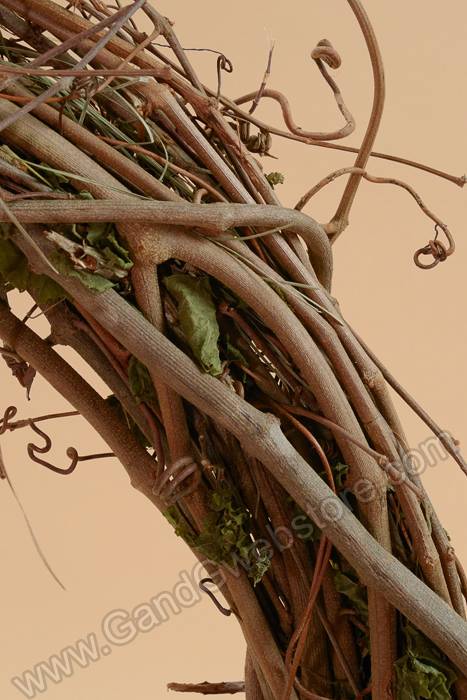 Natural Grapevine Wreath Brown - Image 3