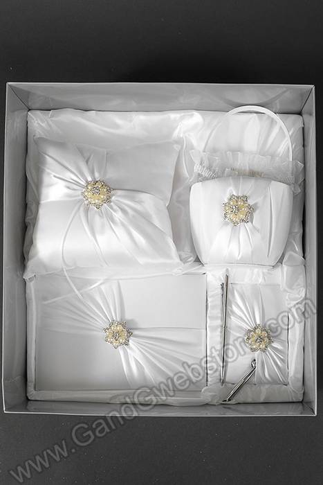 Wedding Accessory Pearl/rhinestone Set White - Image 3